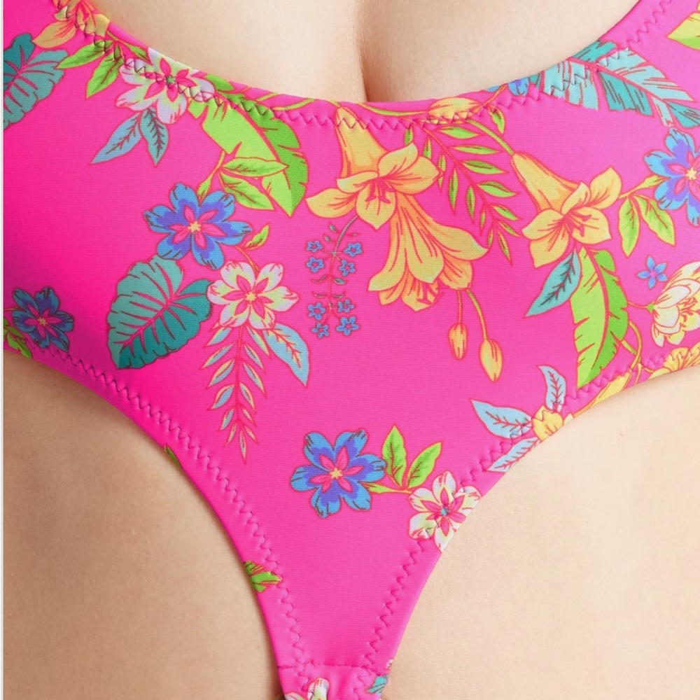 Kulani Kinis Retro Ring Cutout One-Piece Swimsuit - Picture 5 of 8